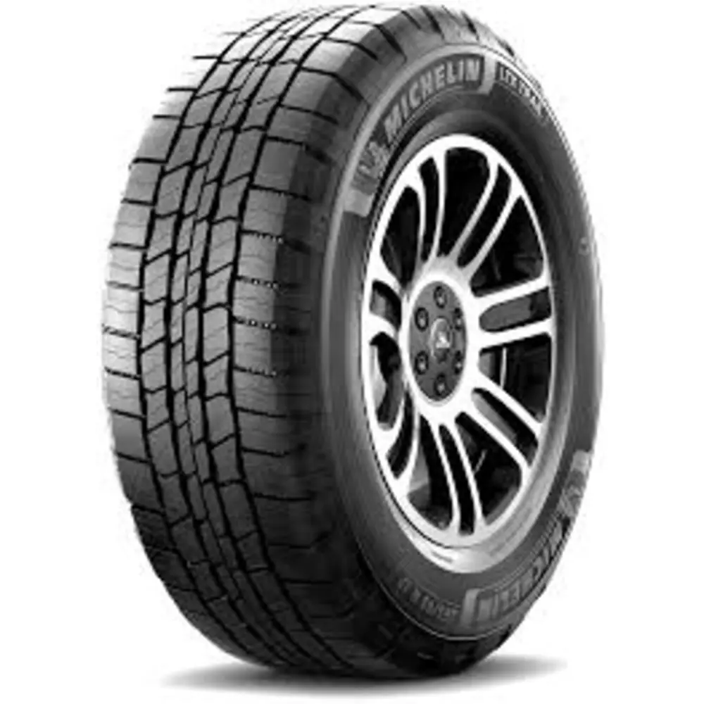 Michelin LTX Trail 265/70 R16 XL in Kenya